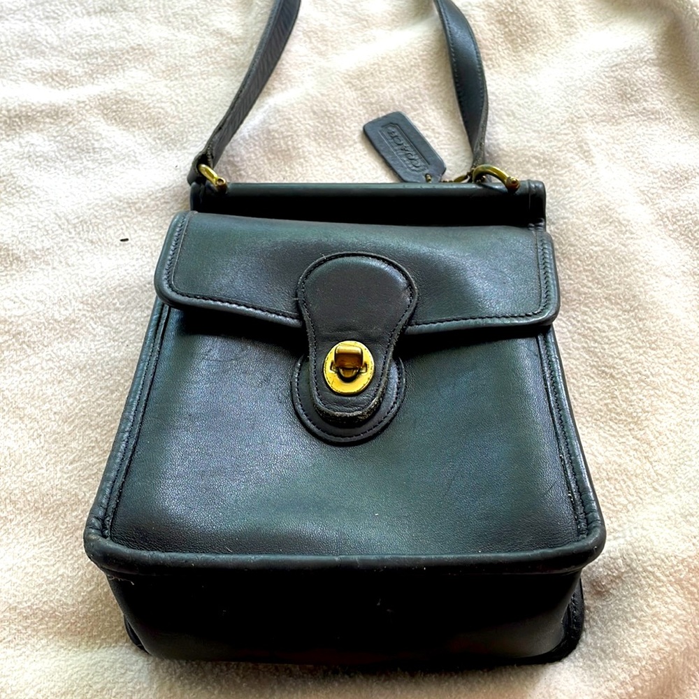 Small vintage Coach black leather bag